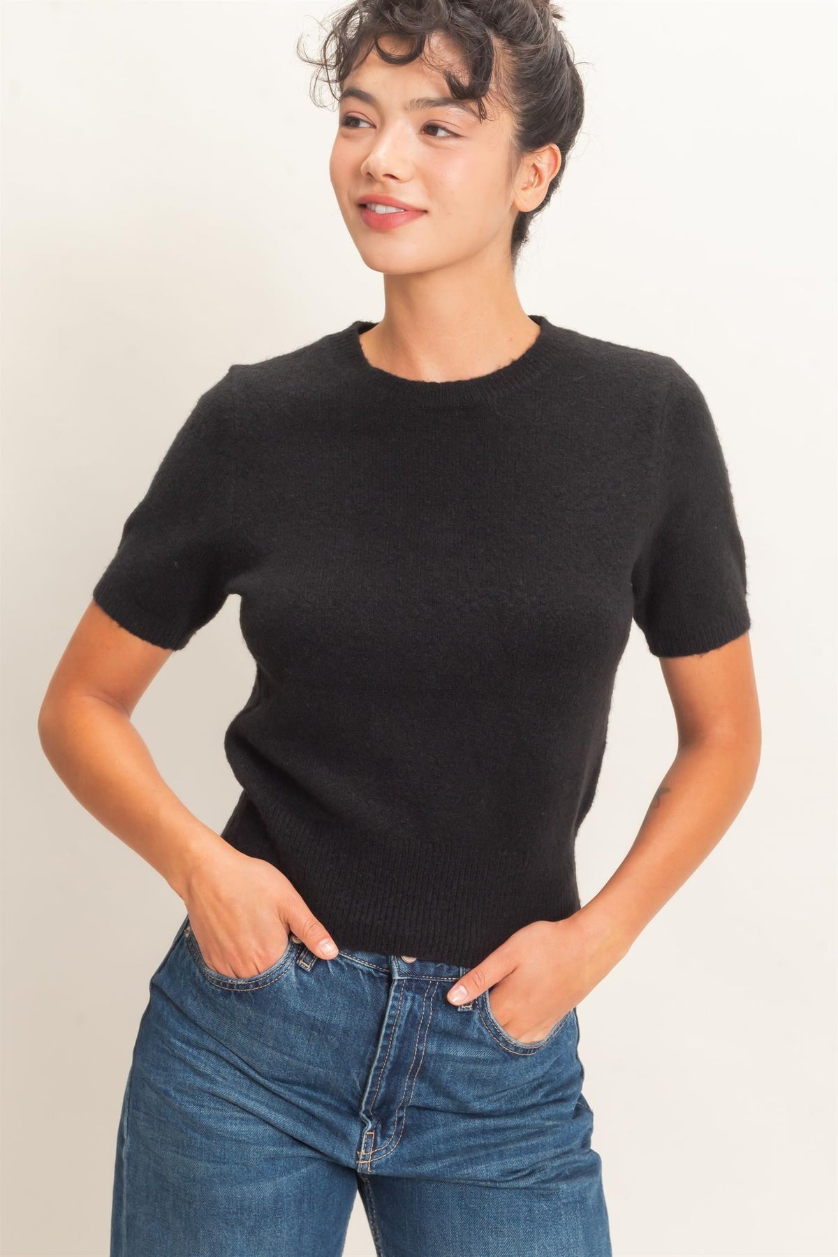 Crew Neck Short Sleeve Knit Top-Black