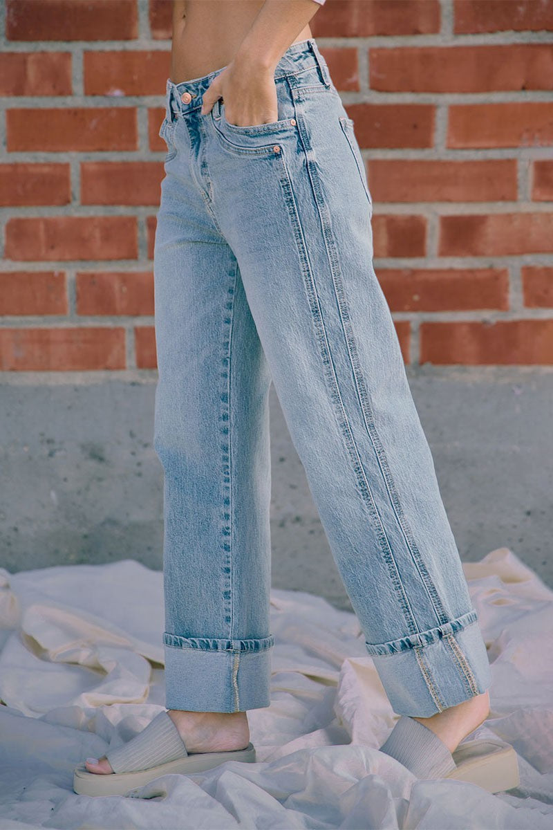 Vintage Washed Straight Jeans With Side Stitch Detail