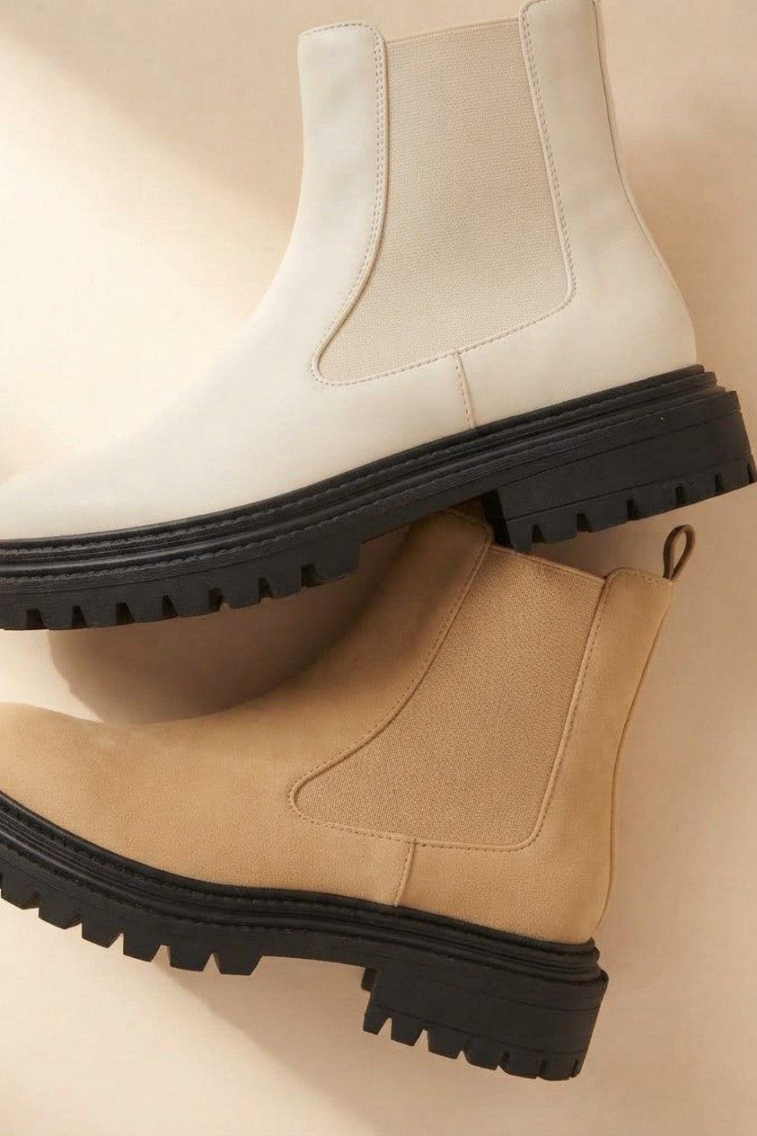 Nell Chunky Lug Sole Chelsea Boot-off White